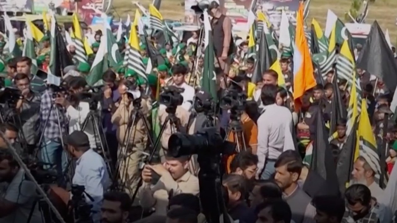 Nepal के बाद अब pak में हो रहा Gen-Z Protest! ज...