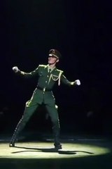 VIDEO: Soldados chinos sorprenden con danza moderna y causan furor en TikTok