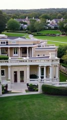 #FULLSandra eventually becomes the love of Jed's life, helping him become a powerful man...