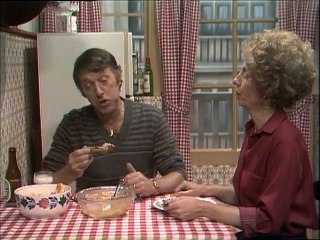 Zeg 'ns Aaa S02E03 De flat