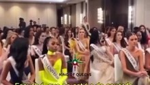Dono do Miss Universo manda concorrente calar-se. Todas abandonaram sala