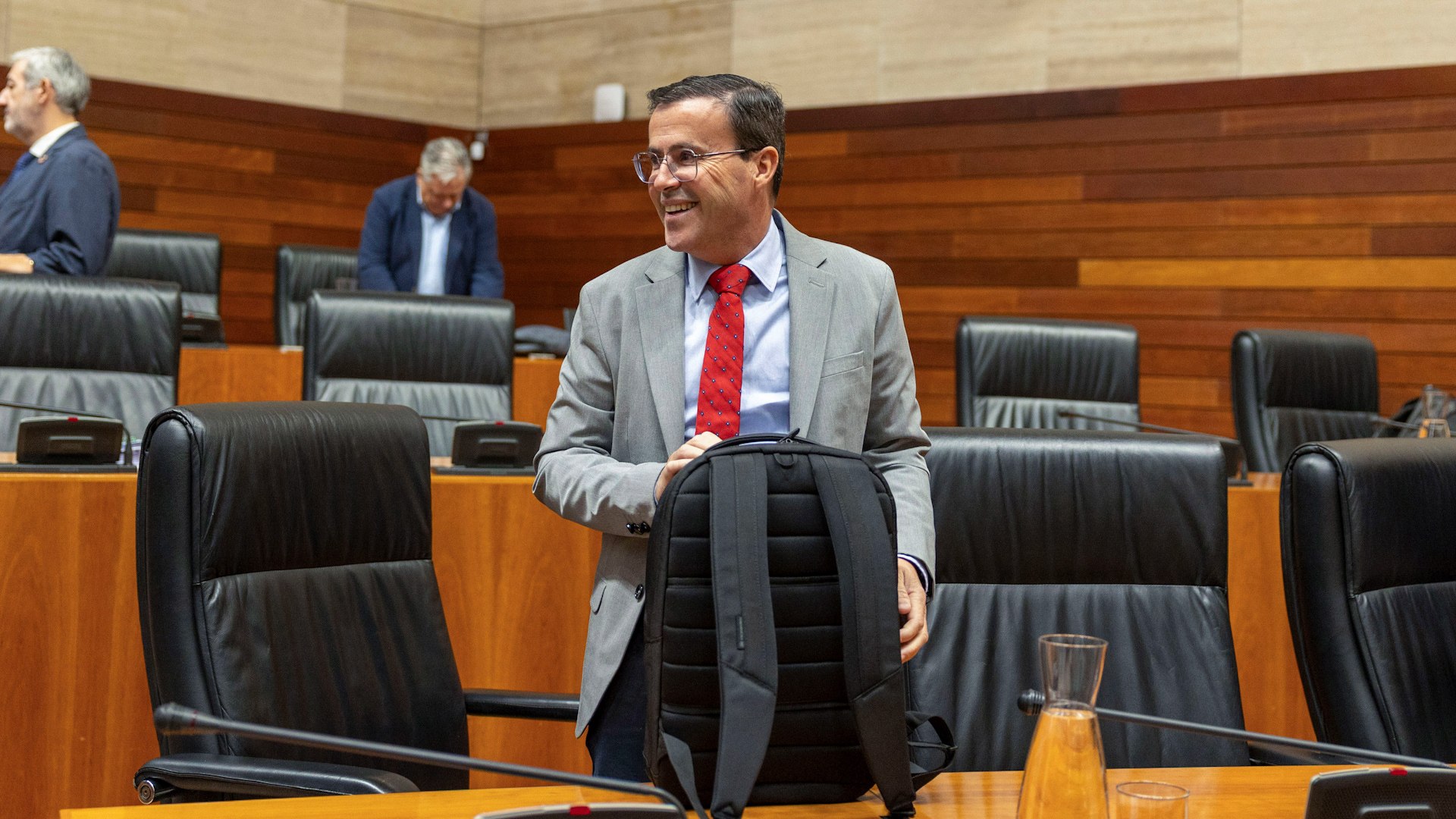 Gallardo asegura que las críticas internas del PSOE en Extremadura son "una minoría"