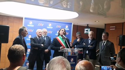 Bacoli (NA) - Il Sindaco Josi Gerardo Della Ragione all'inaugurazione della nuova stazione di Baia (06.11.25)