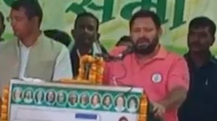 तेजस्वी का PM मोदी पर हमला, बोले- मुझे रोकने भेजे 30 हेलीकॉप्टर