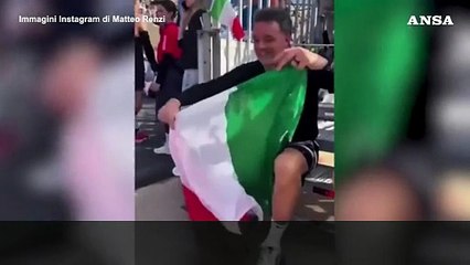 Renzi corre la maratona di Atene, "finita in 4ore e 10 minuti"