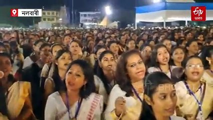 হাতত নাহৰ, বুকুত বিৰহ, প্ৰাণৰ শিল্পীৰ গীতেৰে এটি প্ৰহৰ