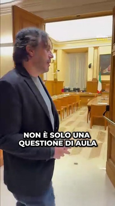 Silvestri - -Il giovedì e il venerdì la Camera dei Deputati rimane chiusa (06.11.25)