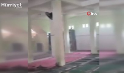 Endonezya'da camide cuma namazı sırasında patlama: Yaralılar var