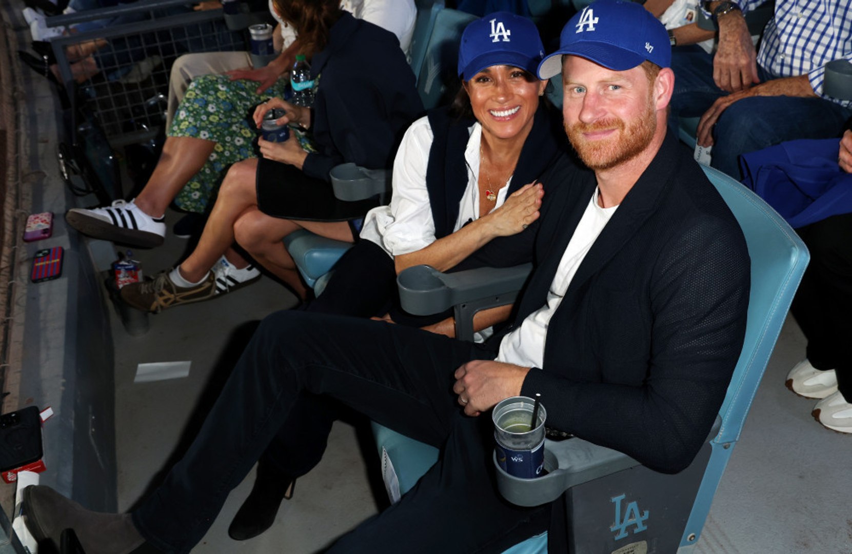 ⁣Prince Harry apologises to Canada for wearing LA Dodgers cap at World Series game
