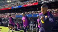 Il Barcellona torna al Camp Nou: oltre 20mila tifosi presenti all'allenamento