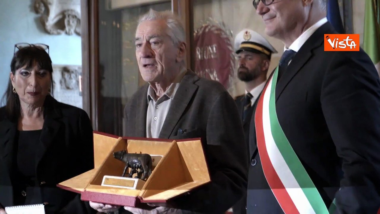 Lupa Capitolina a Robert De Niro, l'attore: Roma è un'opera d'arte vivente