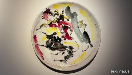 Due decenni di Lucio Fontana in mostra da Brun a Milano
