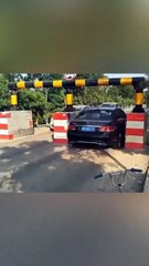 ⚠️ Video này có thể khiến bạn nói “ỦA SAO DỄ VẬY TA?!” chỉ trong 15 giây…” - Tay run khi qua ngã tư?   - Đạp phanh chết dí khi có xe máy cắt ngang?   - Lùi xe mãi không vào nổi 1 chỗ đậu?  ĐỦ RỒI! Xem xong lái như pro chỉ sau 3 lần tập…