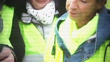Virginie Efira en gilet jaune