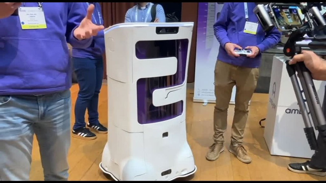 Tecnologia fra le corsie: il materiale sanitario lo porta il robot