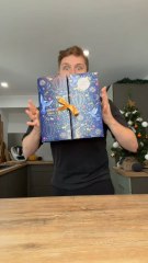 Calendrier de l’avent de madeleines Maison Colibri 😍🎉Entre les coques chocolat blanc, lait ou noir, les saveurs amande, coco, pistache, avec des inclusions poire, framboise ou confiture de lait… c’est juste un rêve 🥰✨