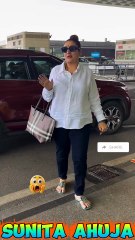 Bollywood Actress Sunita Ahuja Spotted at Airport ♥️🥰🌹