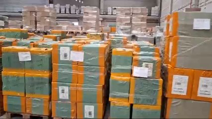 Hacienda intercepta más dinero que nunca con la incautación de relojes, ropa y bolsos falsos