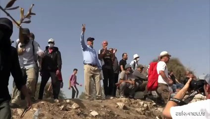 Israele disperde la protesta palestinese anti-coloni in Cisgiordania