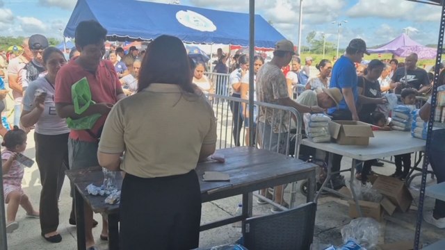 Agroferia del IMA en Santiago reúne a miles en busca de arroz y productos básicos