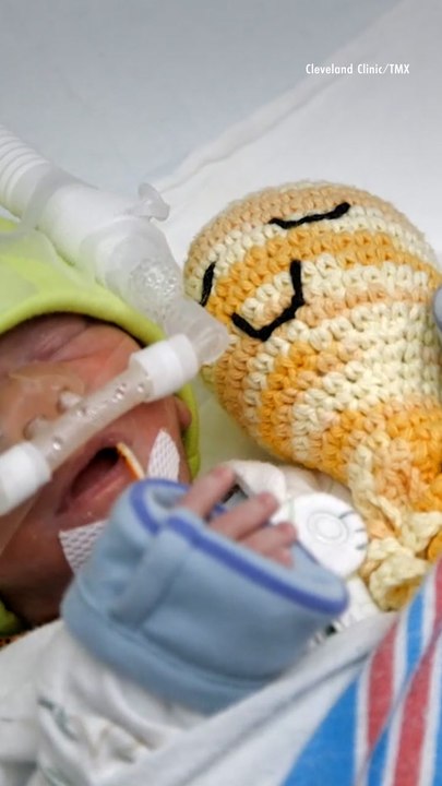 Babies Receive Crocheted Octopi in NICU During Prematurity Awareness Month