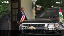 Trump svia domanda su sanzioni, 'Orban e' un grande leader'