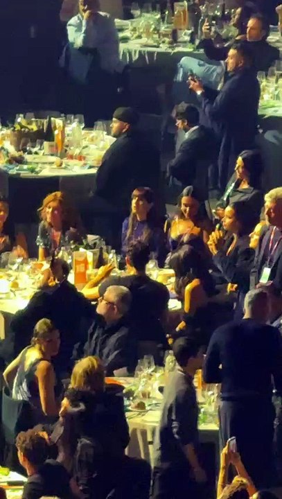 Aitana y Plex, de confidencias en LOS40 Music Awards 2025