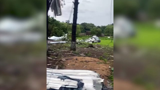 Temporal deixa rastro de destruição em Dionísio Cerqueira; Casa é arrancada inteira