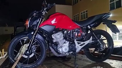 Motocicleta com registro de furto é recuperada pela PM e receptador é levado à Delegacia