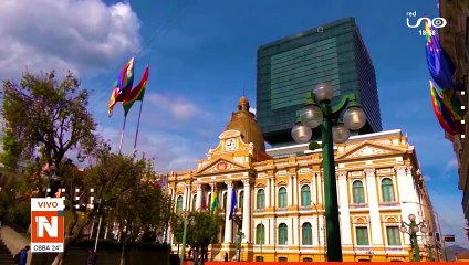 PRESIDENTE DE URUGUAY LLEGÓ A LA POSESIÓN DE RODRIGO PAZ