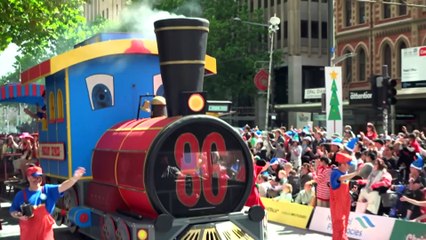 Thousands line the Adelaide streets for annual Christmas parade