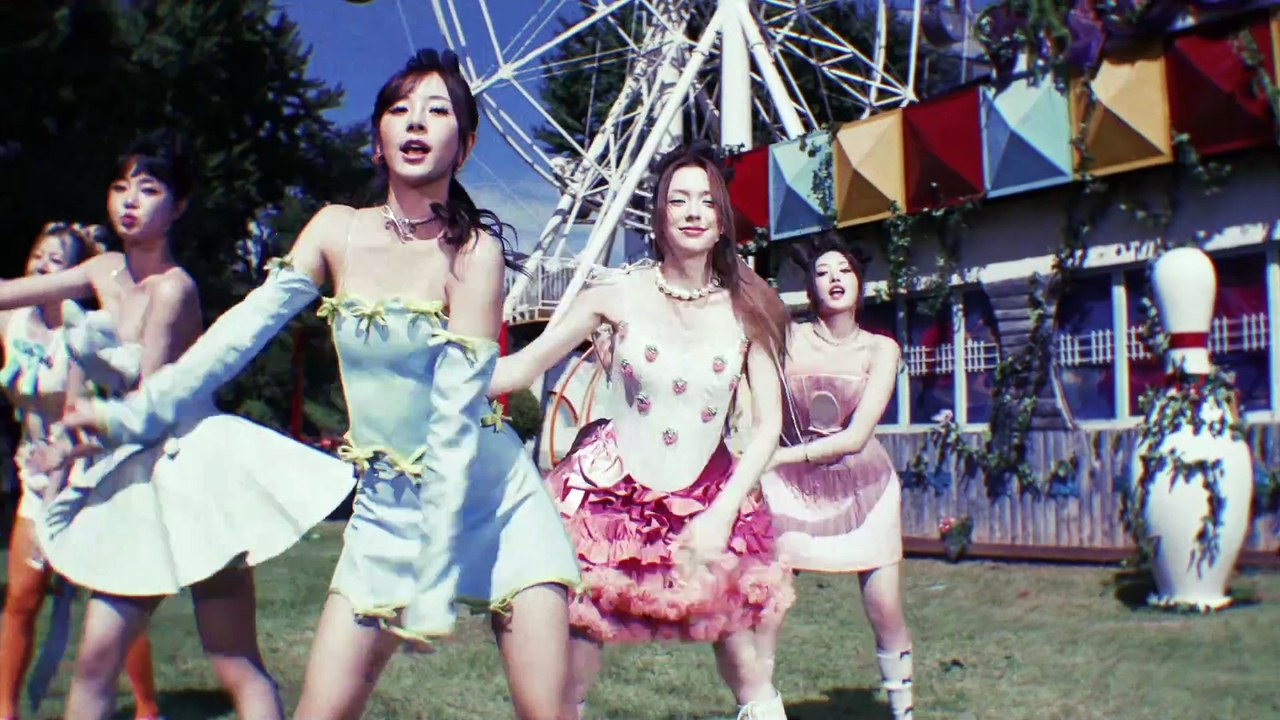 FIFTY FIFTY Eeny meeny miny moe "Official MV"