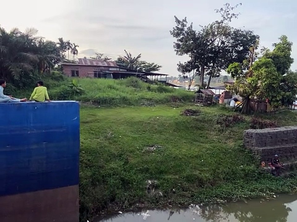 Kondisi Pintu Air Sungai Putri ke Danau Sipin