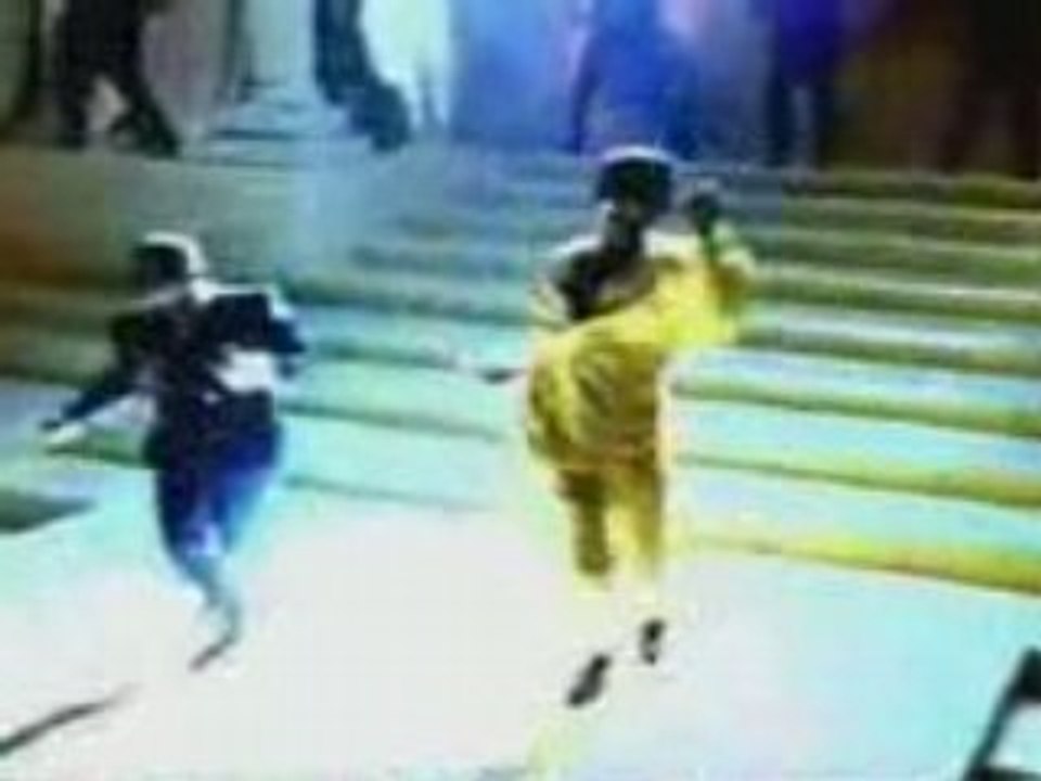 Crazy - MC Hammer v Michael Jackson