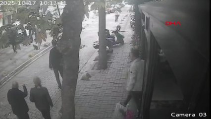Yer: Bakırköy! Kedi beslemek isteyen iş insanına saldırı anı kamerada