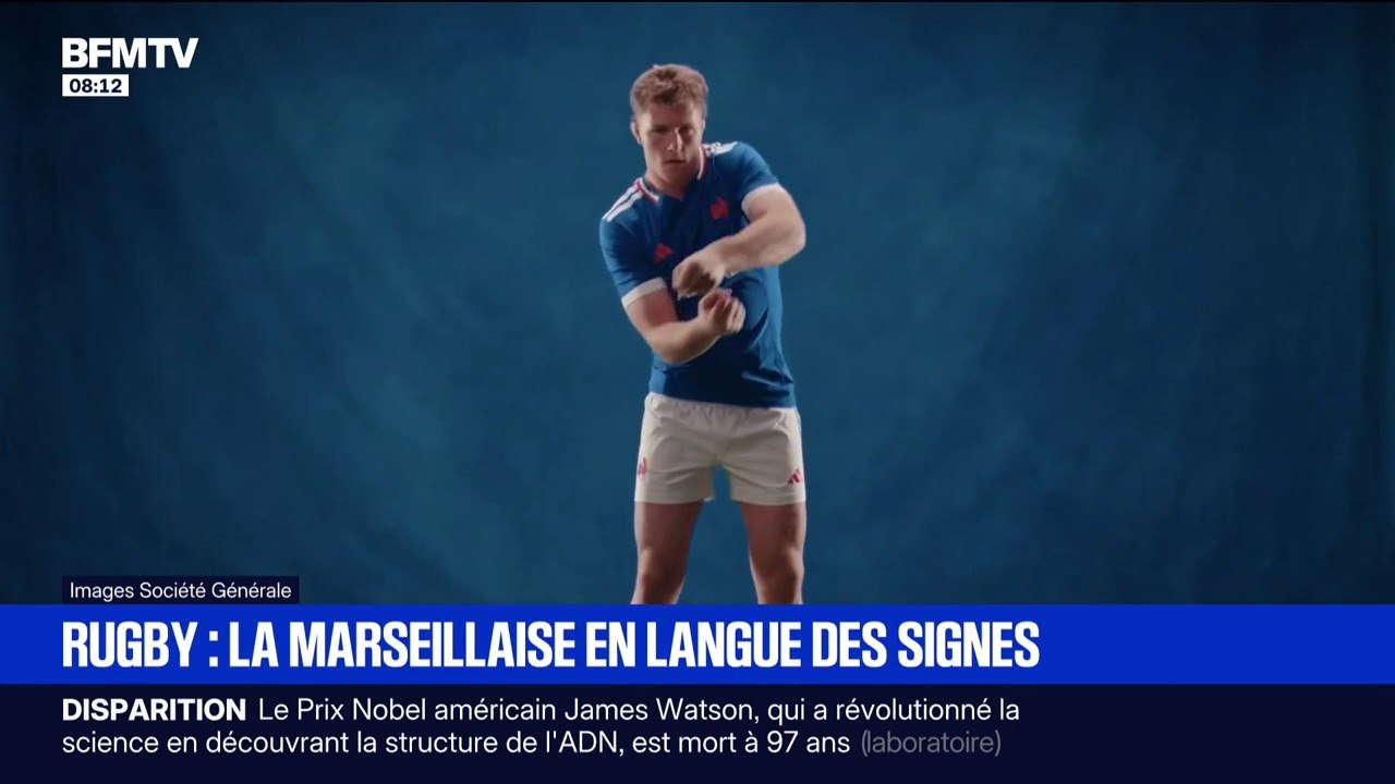 Les joueurs du XV de France interprètent la Marseillaise en langue des signes