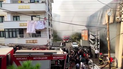 Parfüm deposunda çıkan yangında 6 kişi hayatını kaybetti