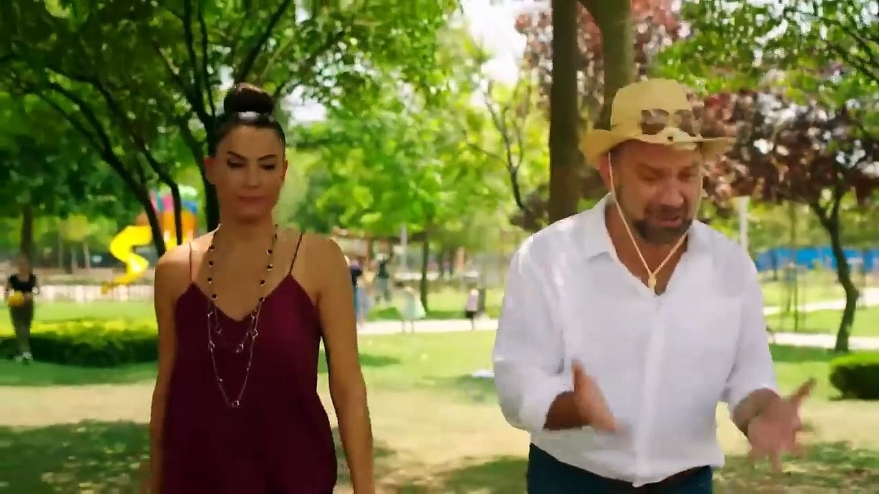 Çakallarla Dans 5 Komedi Filmi İzle