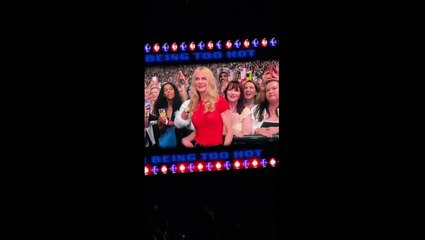 Sabrina Carpenter ‘arrests’ Nicole Kidman at live show