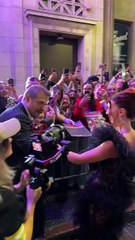 ديفيد هاربور يصل العرض الخاص مع  "Stranger Things" ميلي بوبي براون