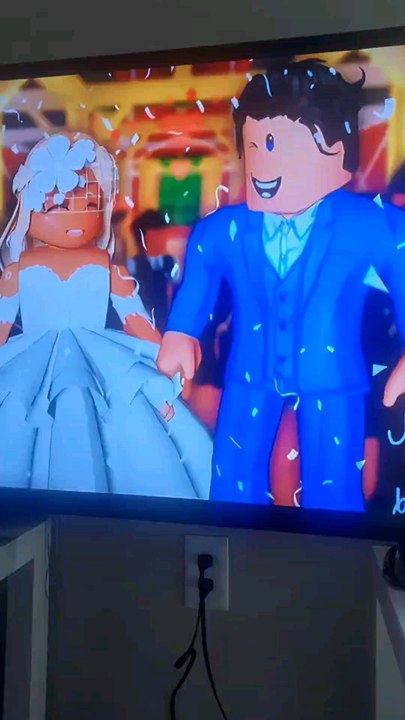 Phoebe and Josh are Hugging during the Wedding party because they got married/Phoeberry/Wonuf