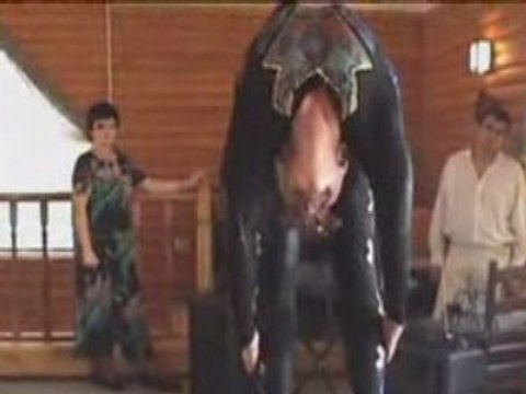 Девушка-змея Анжела