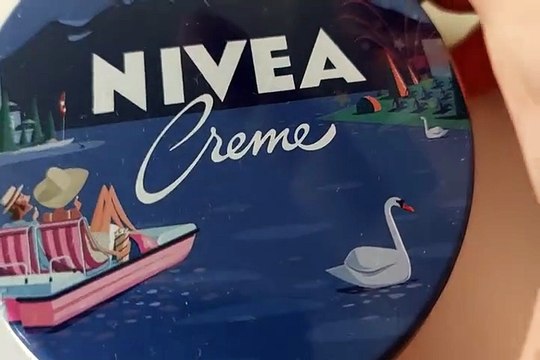 NIVEA Crème visage, corps & mains (1 x 150 ml), crème hydratante à la texture onctueuse enrichie en Eucerit, soin hydratant multiusage pour toute la famille