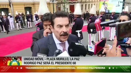“Estoy seguro que van a haber cambios”, dice Reyes Villa a su llegada a Plaza Murillo para la posesión de Paz
