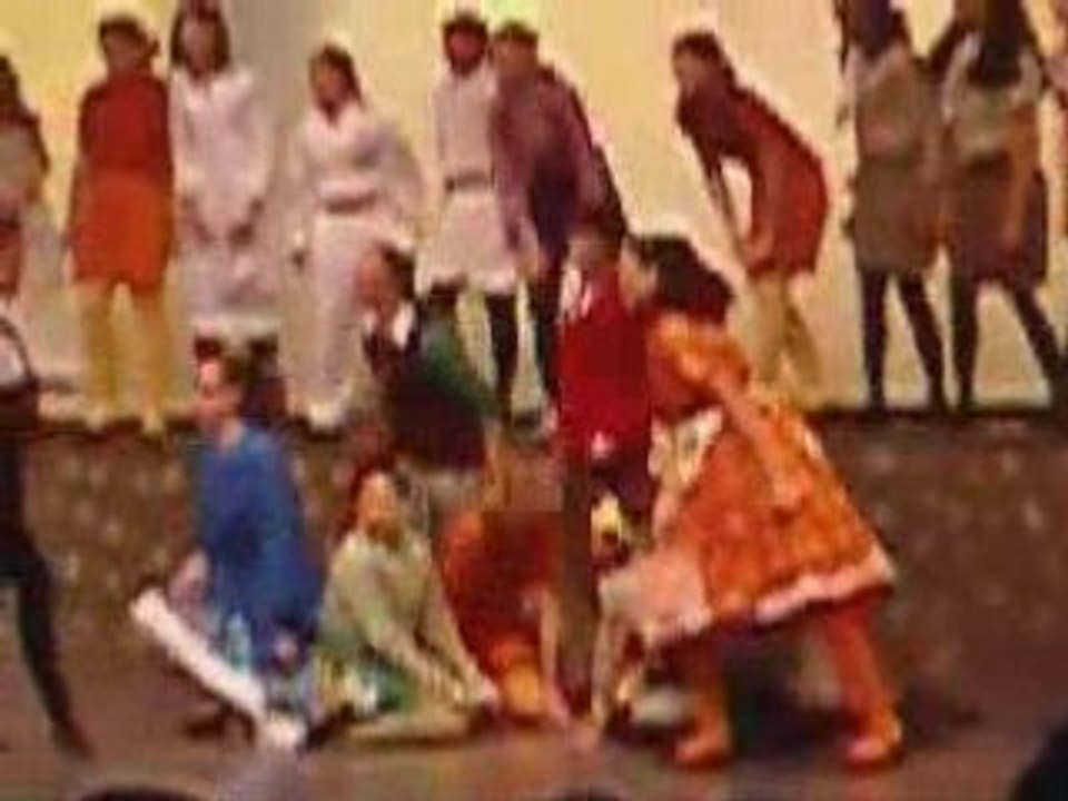 01F Poultry Tale - Cast (Ida)