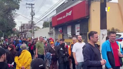 Fila para entrar no Autódromo continua grande