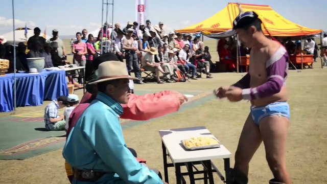 LE NAADAM EN MONGOLIE (version Français)