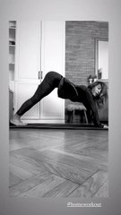 Flavia Mihasan - 05-09.11.2023 \Super Neatza de Weekend. Xpert Beauty,cosmetice-cadou. \La ReSale Shop.Ruxandra Stanciu.\Pe balcon, la cafea, În living,puradeii. Reclamă BabyNeeds. \Living,stretching. La Happy Café,cu Andreea. În Q3, în trafic.