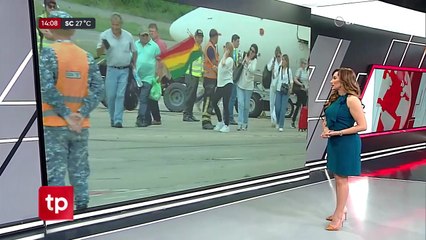 Con banderas verdes, globos y música, así fue recibida la expresidenta Jeanine Añez en Trinidad