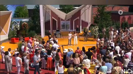 Andrea Berg im Interview  (Immer wieder Sonntags 2022)